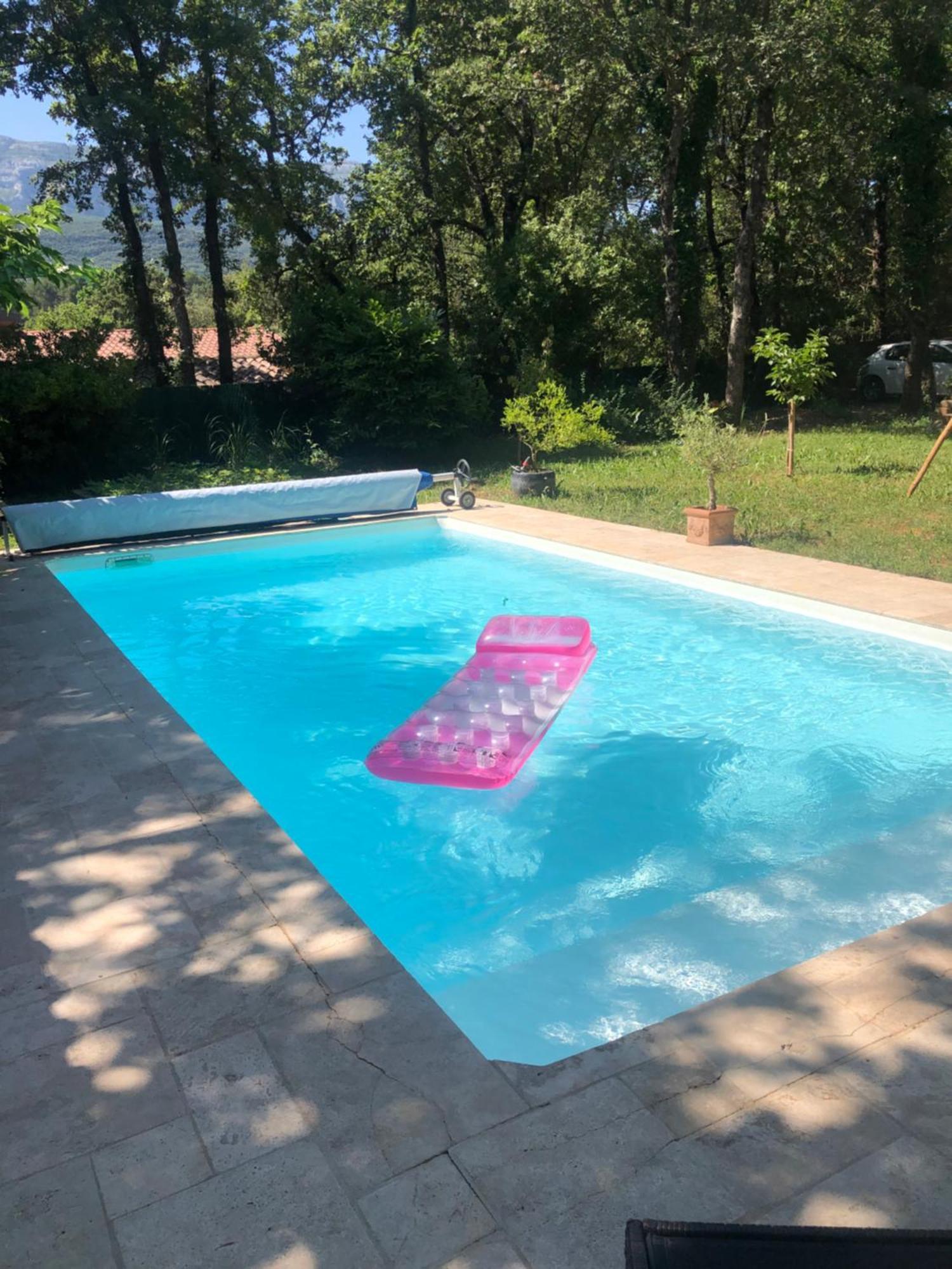 Apartament Dependance Individuelle Nans-les-Pins Zewnętrze zdjęcie