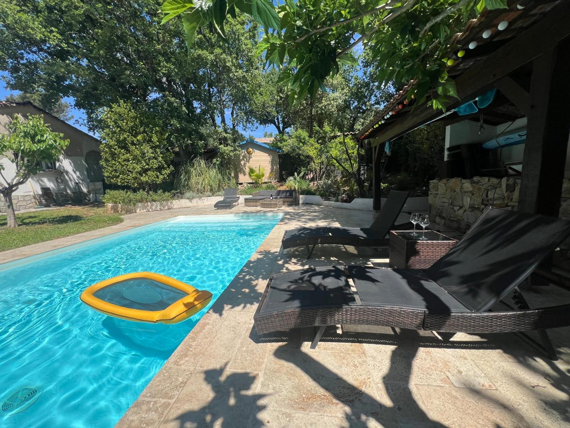 Apartament Dependance Individuelle Nans-les-Pins Zewnętrze zdjęcie